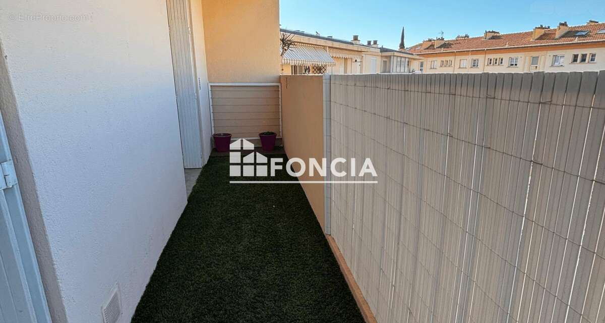 Appartement à HYERES