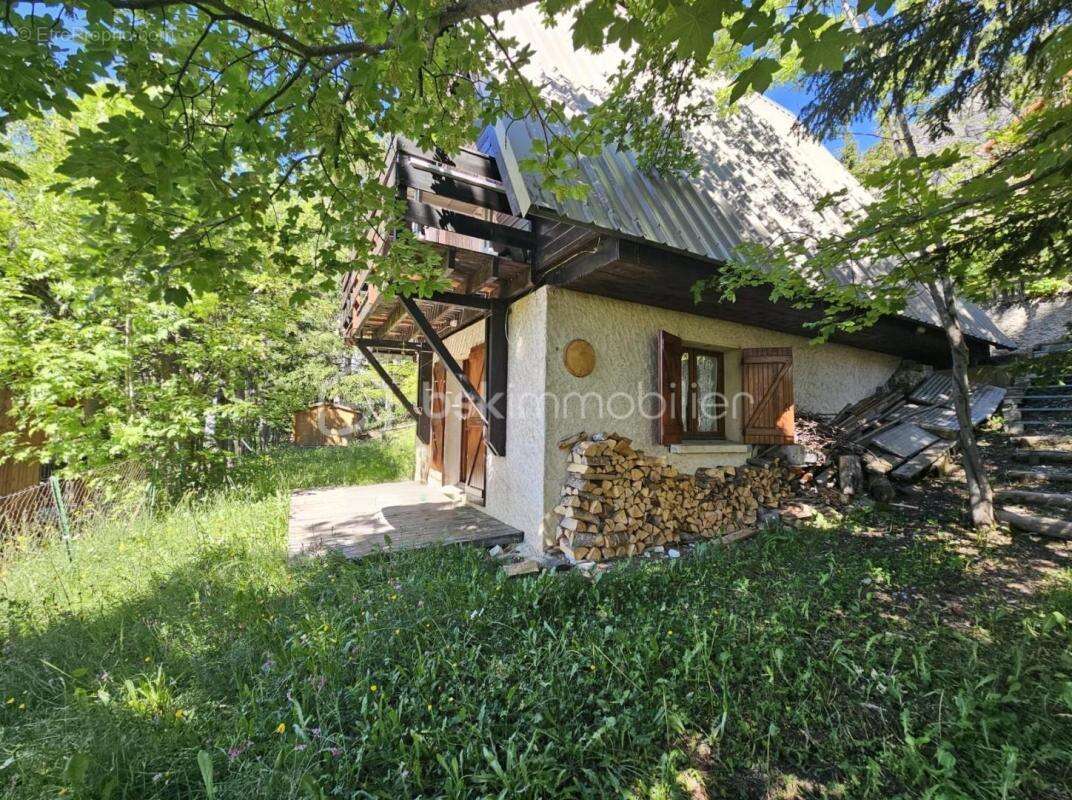 Maison à ALLOS