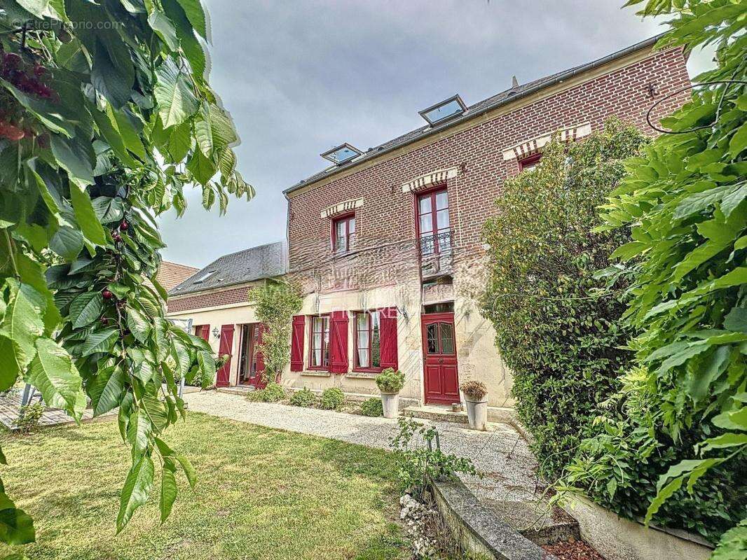 Belle demeure avec piscine exceptionnelle ! - photo 2