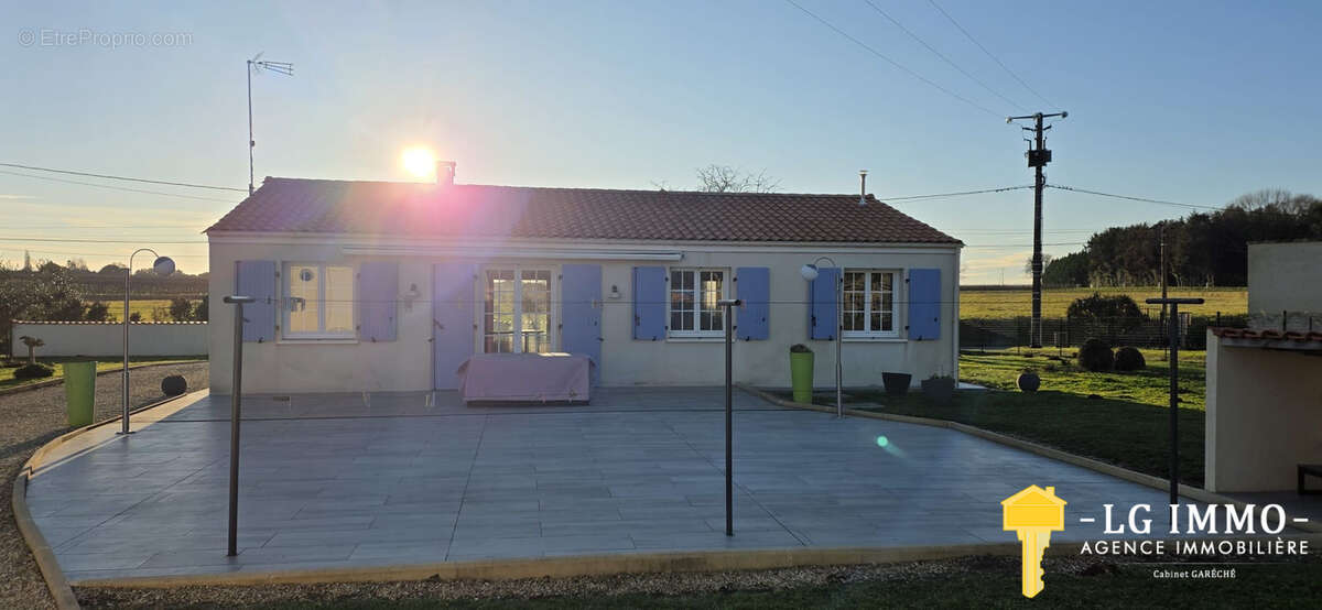 Maison à SAINT-FORT-SUR-GIRONDE