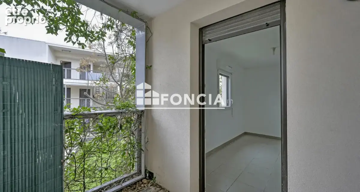 Coup de coeur assuré pour ce T2 avec double balcon et parking - photo 11