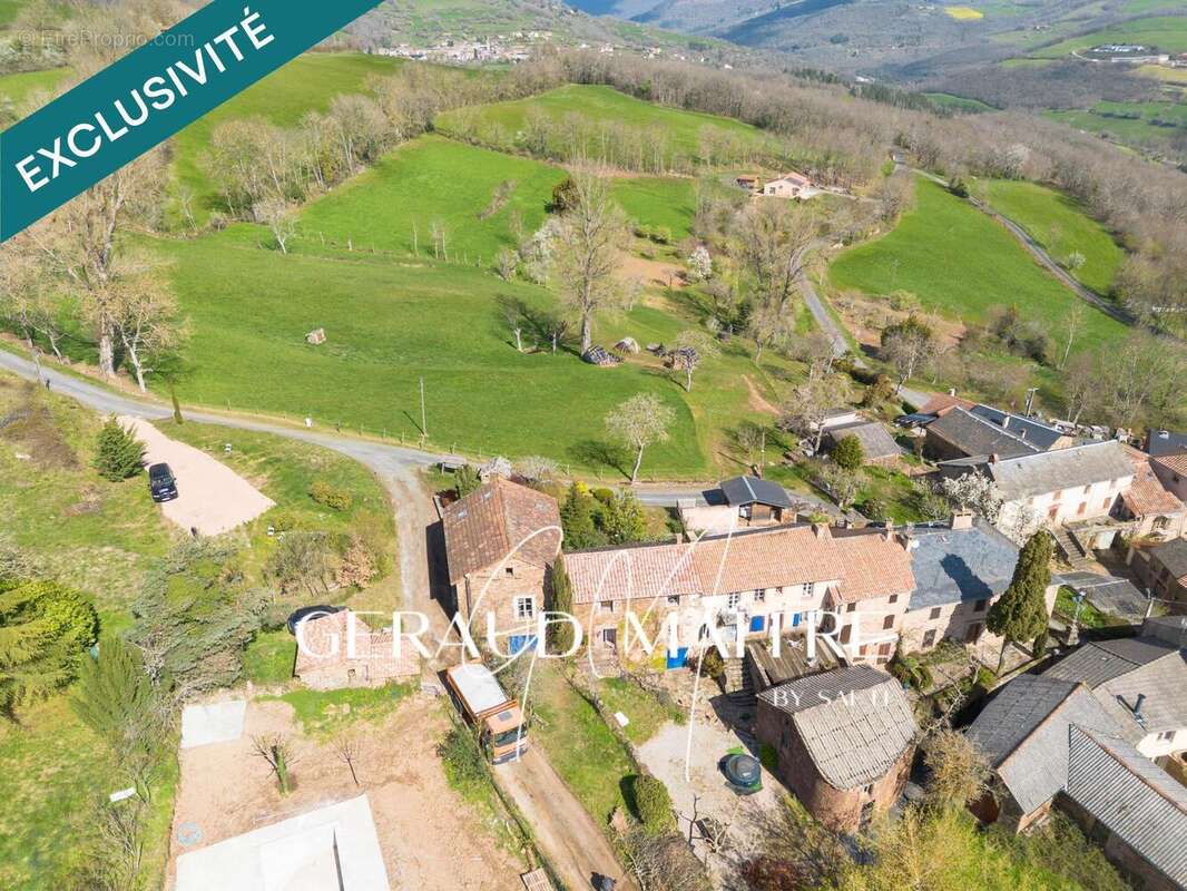 Photo 5 - Maison à LAVAL-ROQUECEZIERE