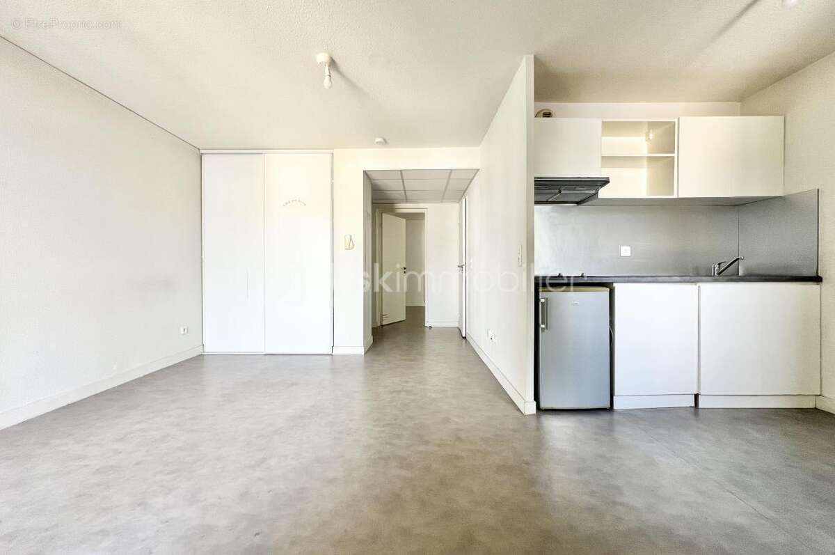 Appartement lumineux avec balcon au cœur d'une résidence arborée - photo 3