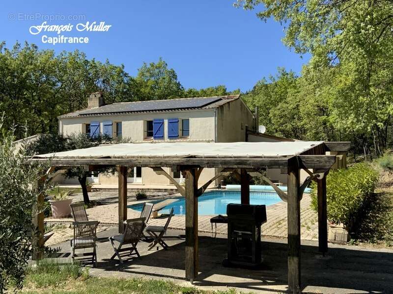 Maison à PIERREVERT