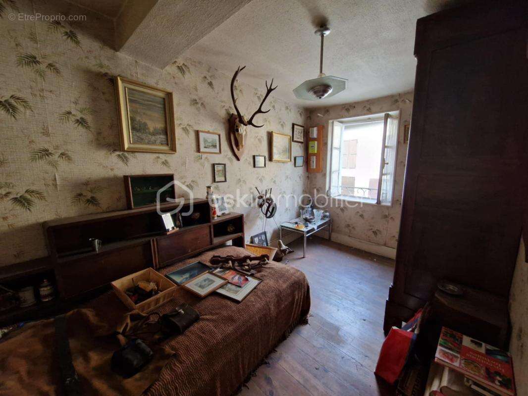 Appartement à LA TOUR-DU-PIN