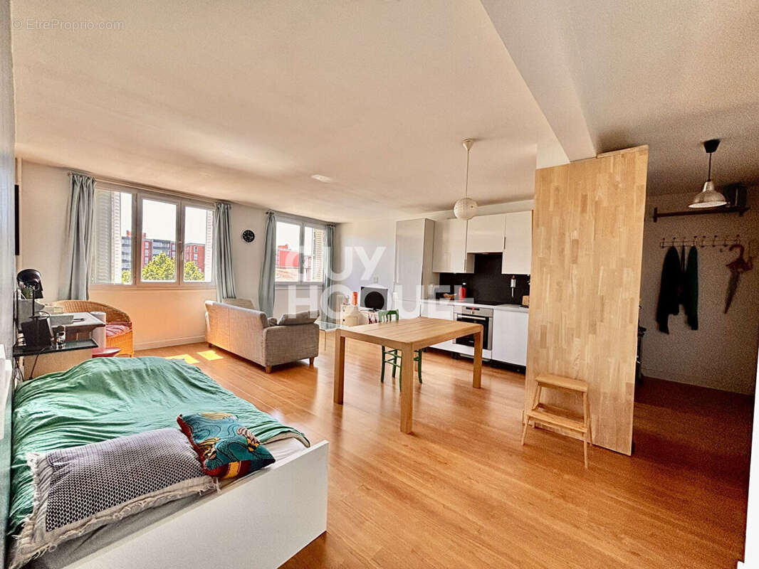 Appartement à SAINT-OUEN