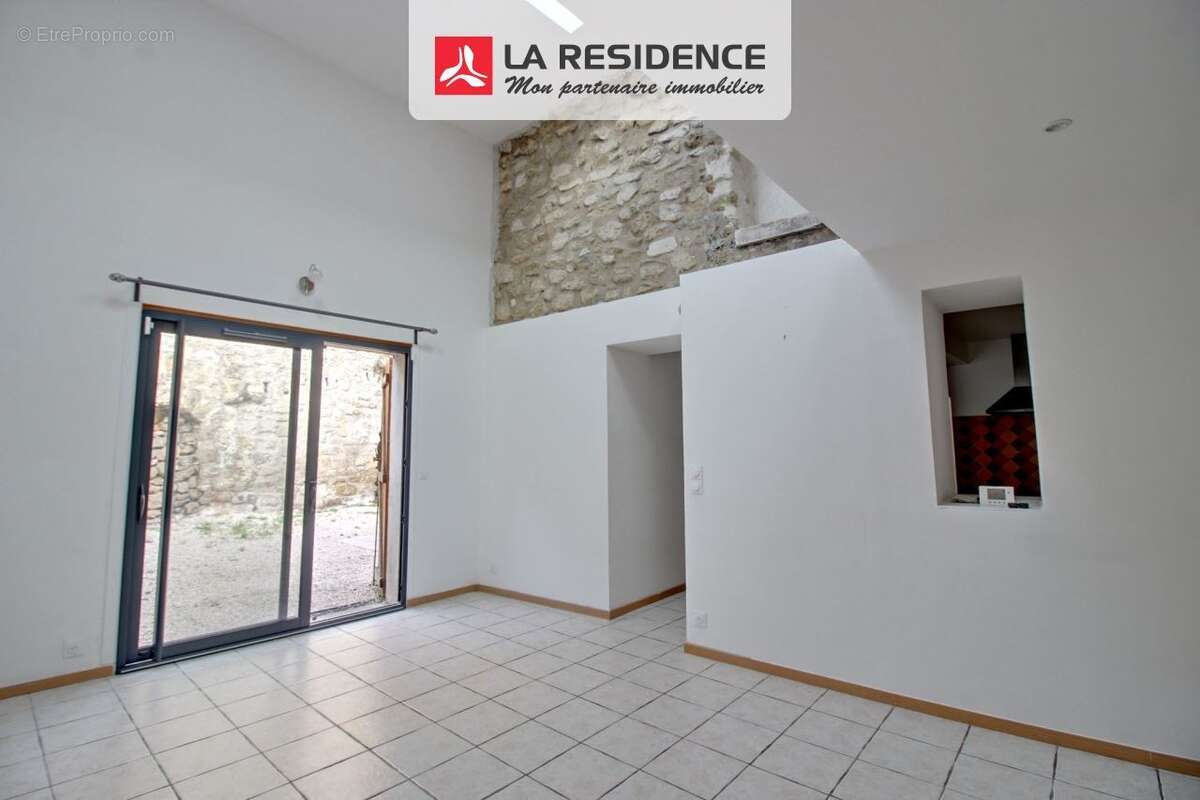 Maison 104 m² à Conflans-Sainte-Honorine  - photo 3