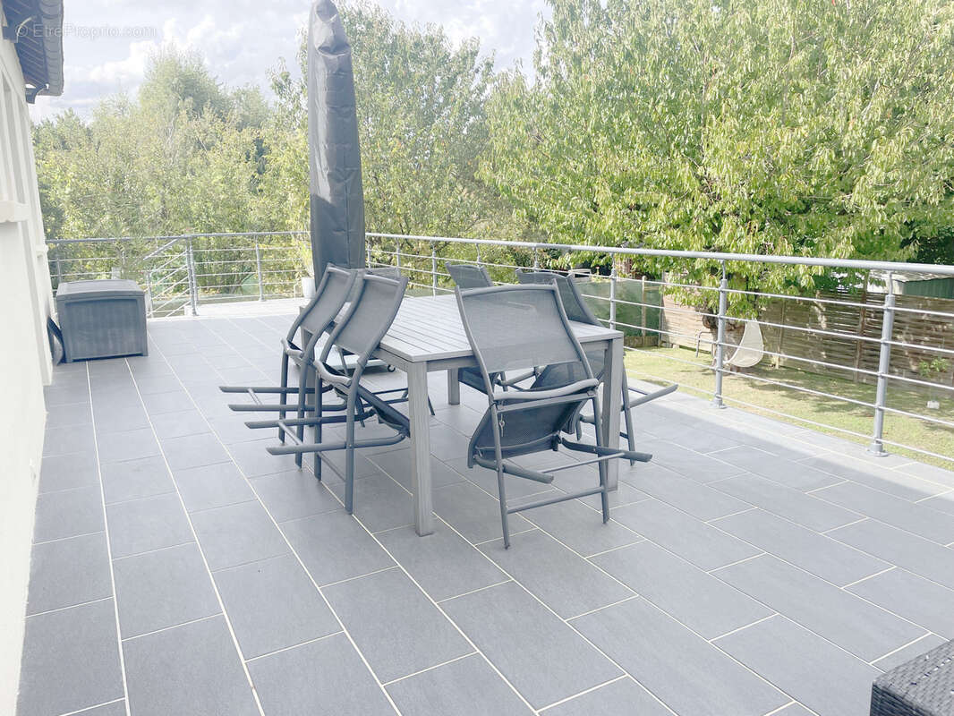 Maison à SAINTE-GENEVIEVE