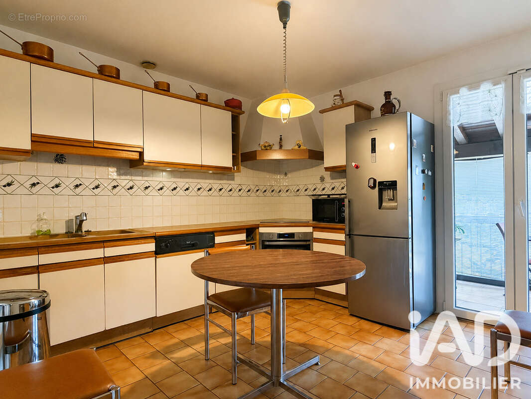 Maison 91 m² à Saint-Marcel-Les-Sauzet  - photo 3