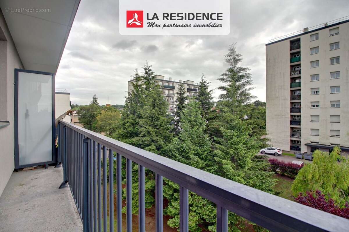 Appartement à LES MUREAUX