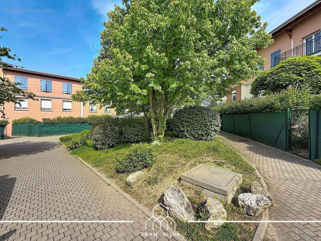 Appartement à TERNAY
