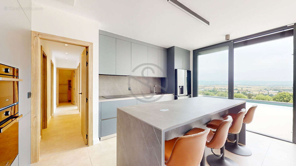 Maison à LA COTE-SAINT-ANDRE