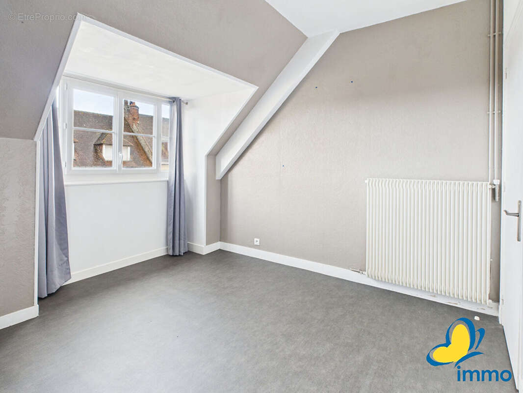 Appartement à FALAISE