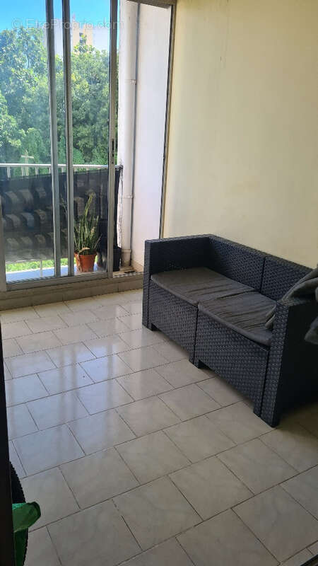 Appartement à LES ABYMES