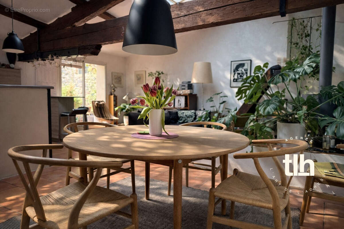 Maison à SAINT-NAZAIRE-DE-PEZAN