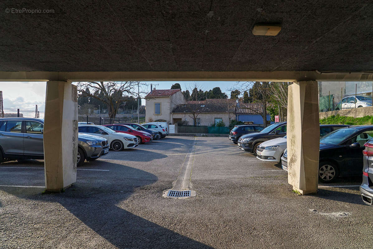 Commerce à CARCASSONNE