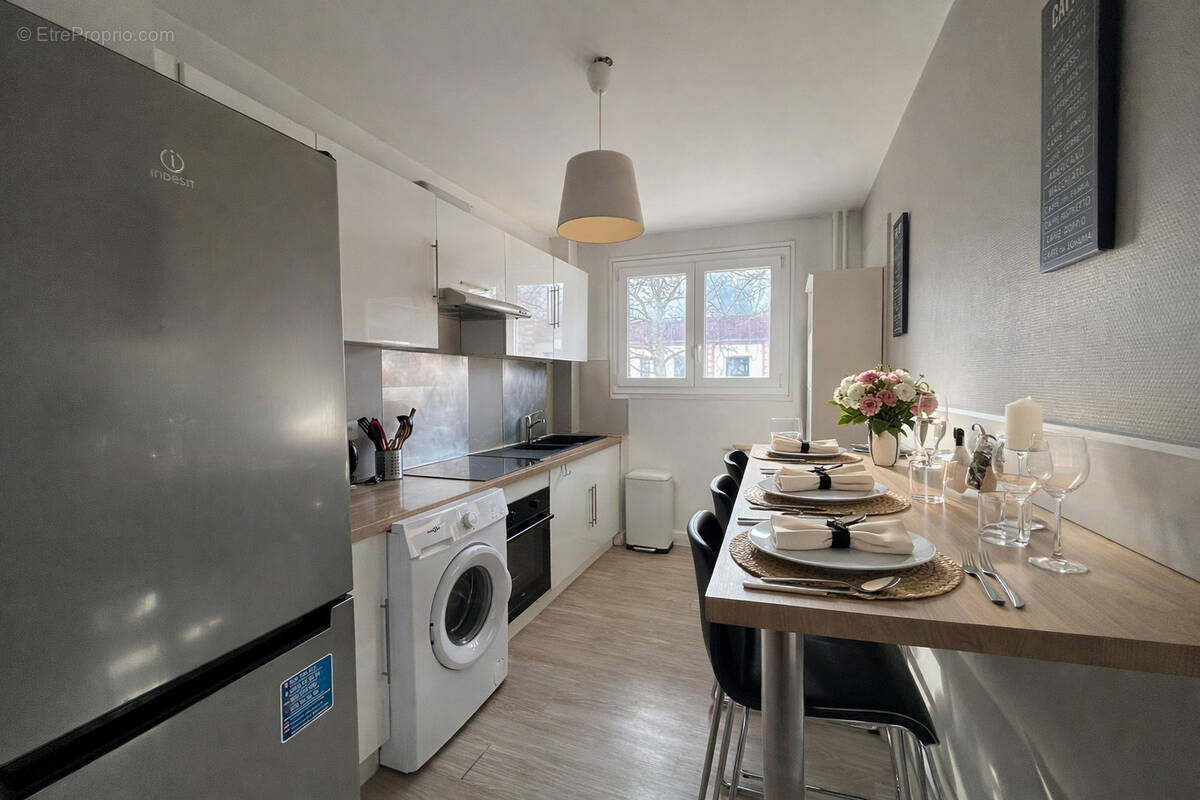 Appartement à SAINT-ETIENNE