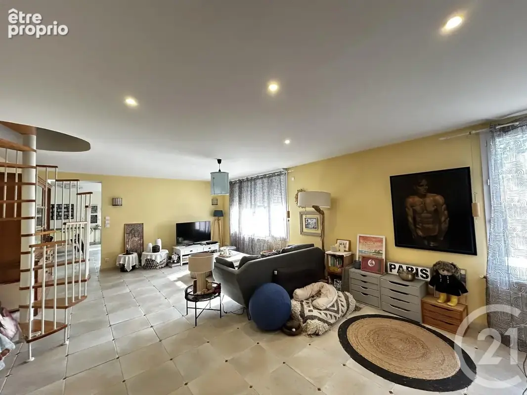 Maison 5 pièces 163 m² à vendre à Saint-Medard-De-Guizieres (33230) - photo 6