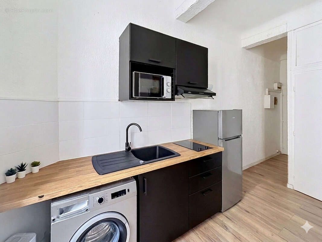Appartement à MARSEILLE-2E