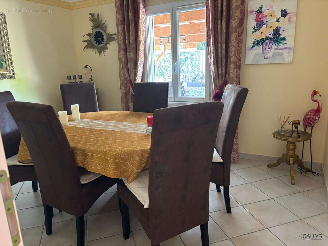 Maison 126 m² à Meursac  - photo 4