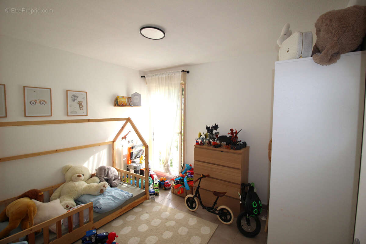 Appartement à MARSEILLE-12E