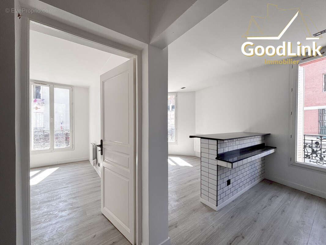 Appartement à AUBERVILLIERS