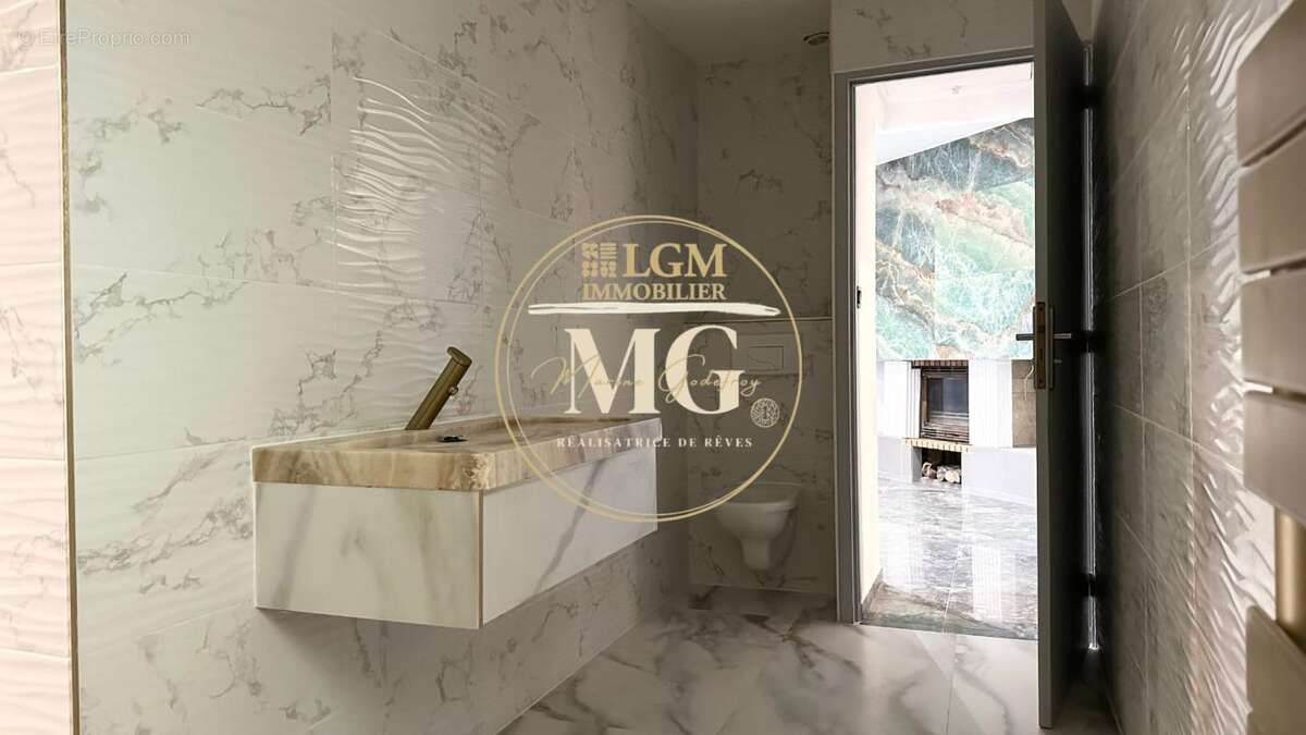 Maison à SAINT-CHRISTOL-LES-ALES