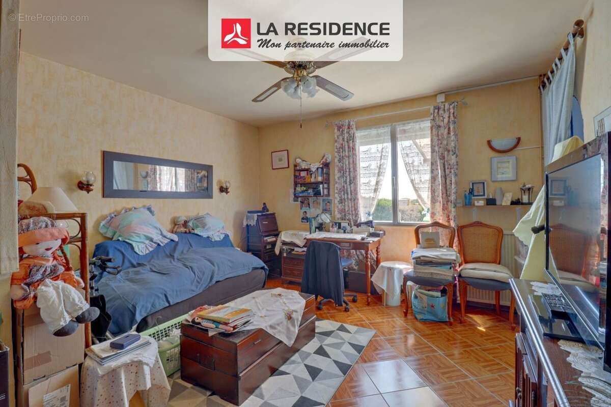 Maison à MOUFLAINES