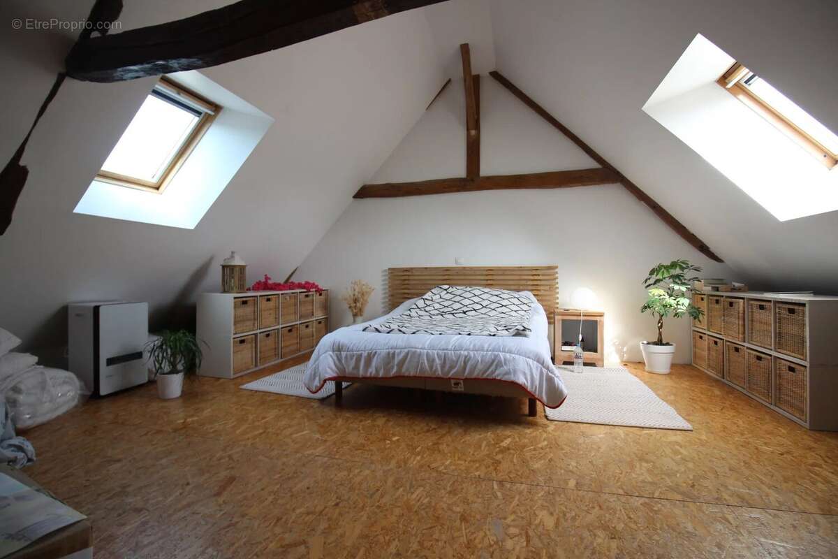 Maison à BALAGNY-SUR-THERAIN