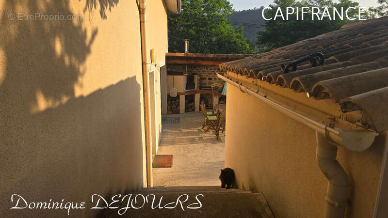 Maison à SAINT-FORTUNAT-SUR-EYRIEUX