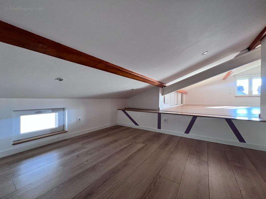 Maison familiale avec jardin et piscine - photo 14