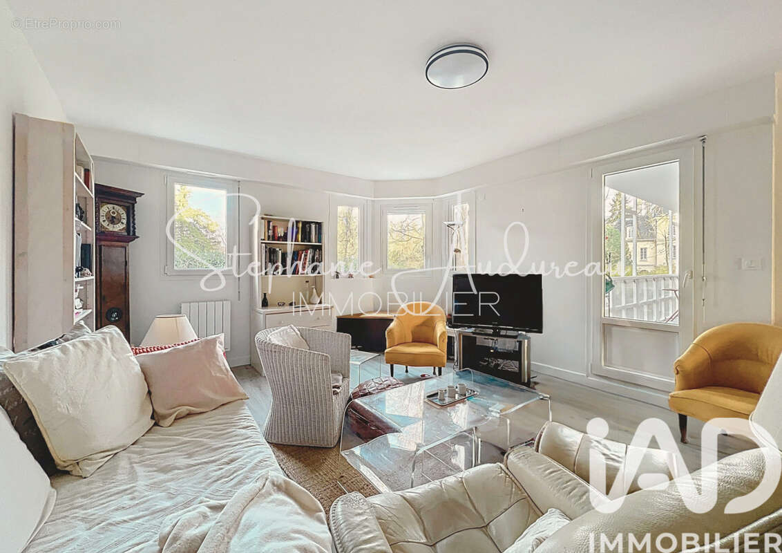 Photo 2 - Appartement à VERRIERES-LE-BUISSON