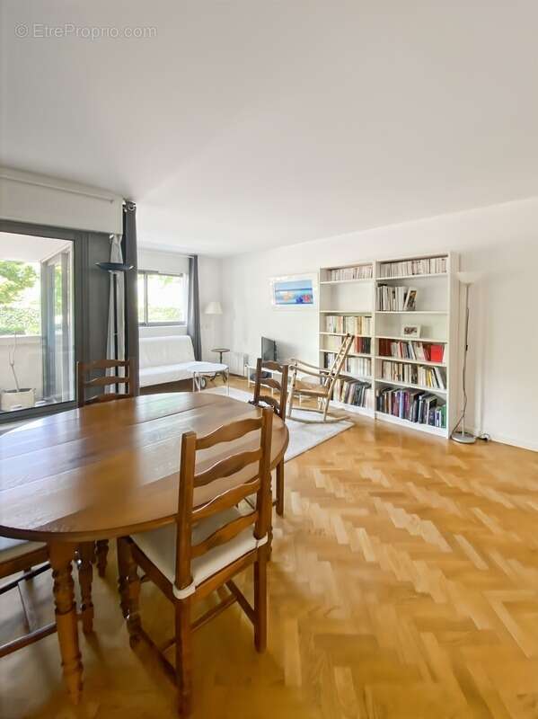 Appartement à vendre 2 pièces PARIS 15EME ARRONDISSEMENT (75) - photo 3