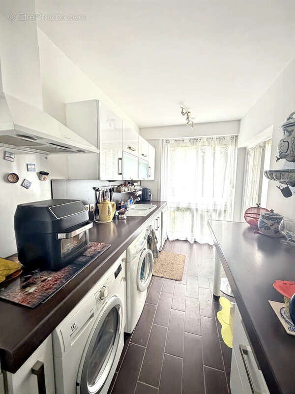 Appartement à FONTENAY-LE-FLEURY