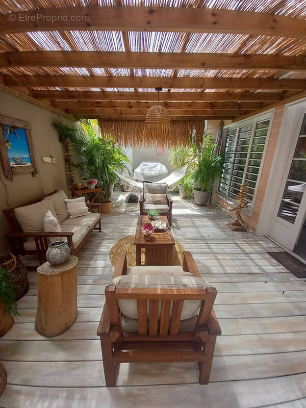 Maison à LES TROIS-ILETS