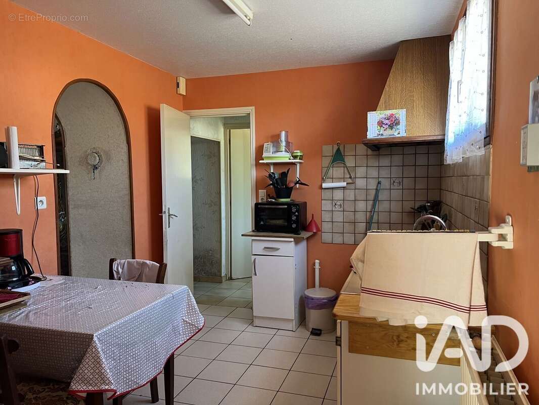 Maison 64 m² à Saint-Leger-Sur-Vouzance  - photo 3