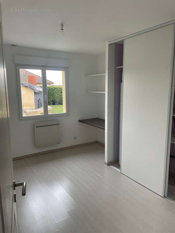 Maison à MESNIL-SAINT-LOUP