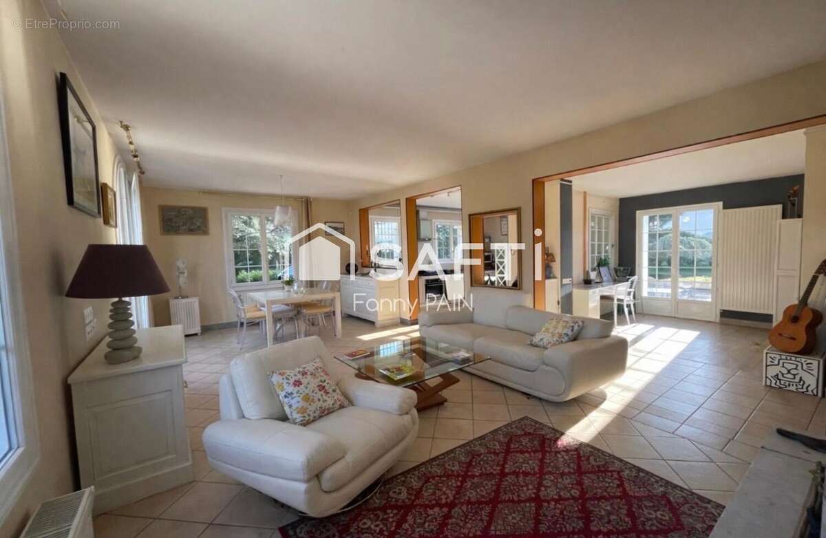 Maison 182 m² à Amboise  - photo 3