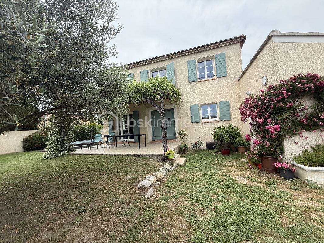 Maison à ROCHEFORT-DU-GARD