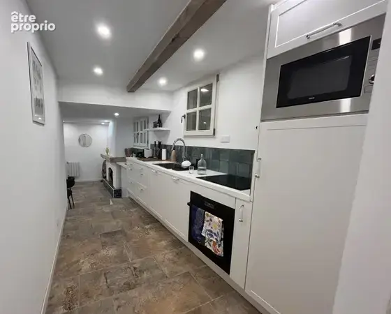 Duplex T3  de 61.36m2 à vendre sur la vieille ville de Hyères - photo 4