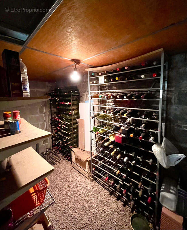 Maison à COMMELLE-VERNAY