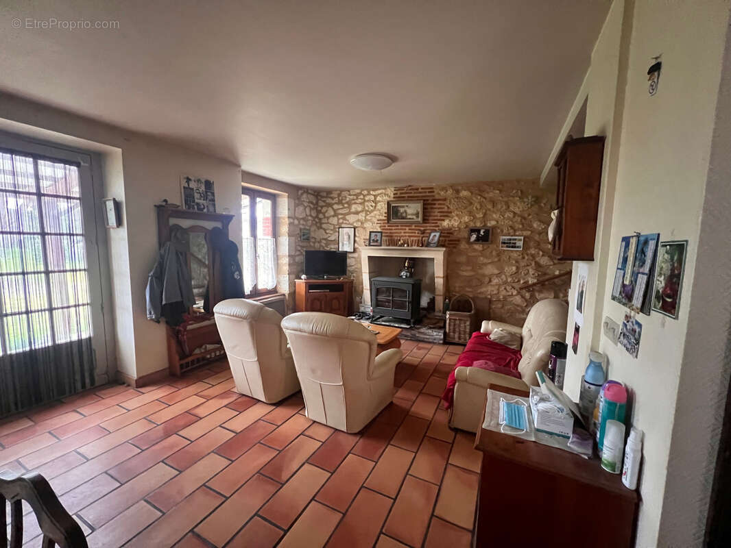 Maison à SAINT-CYPRIEN