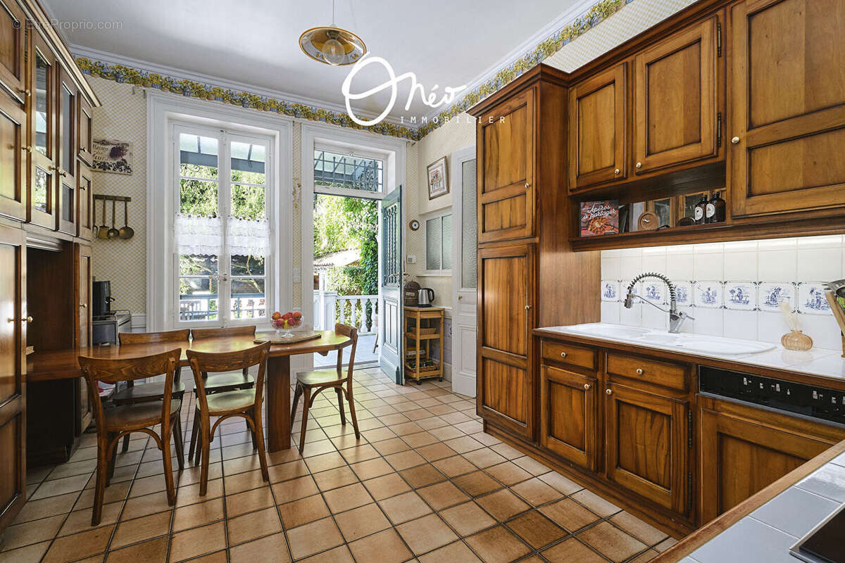 Maison à SAINT-SYMPHORIEN-D'OZON