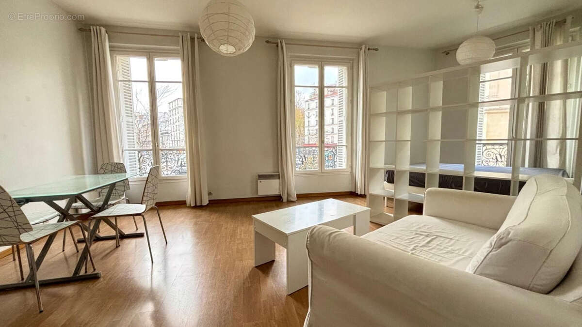 Appartement à PARIS-20E