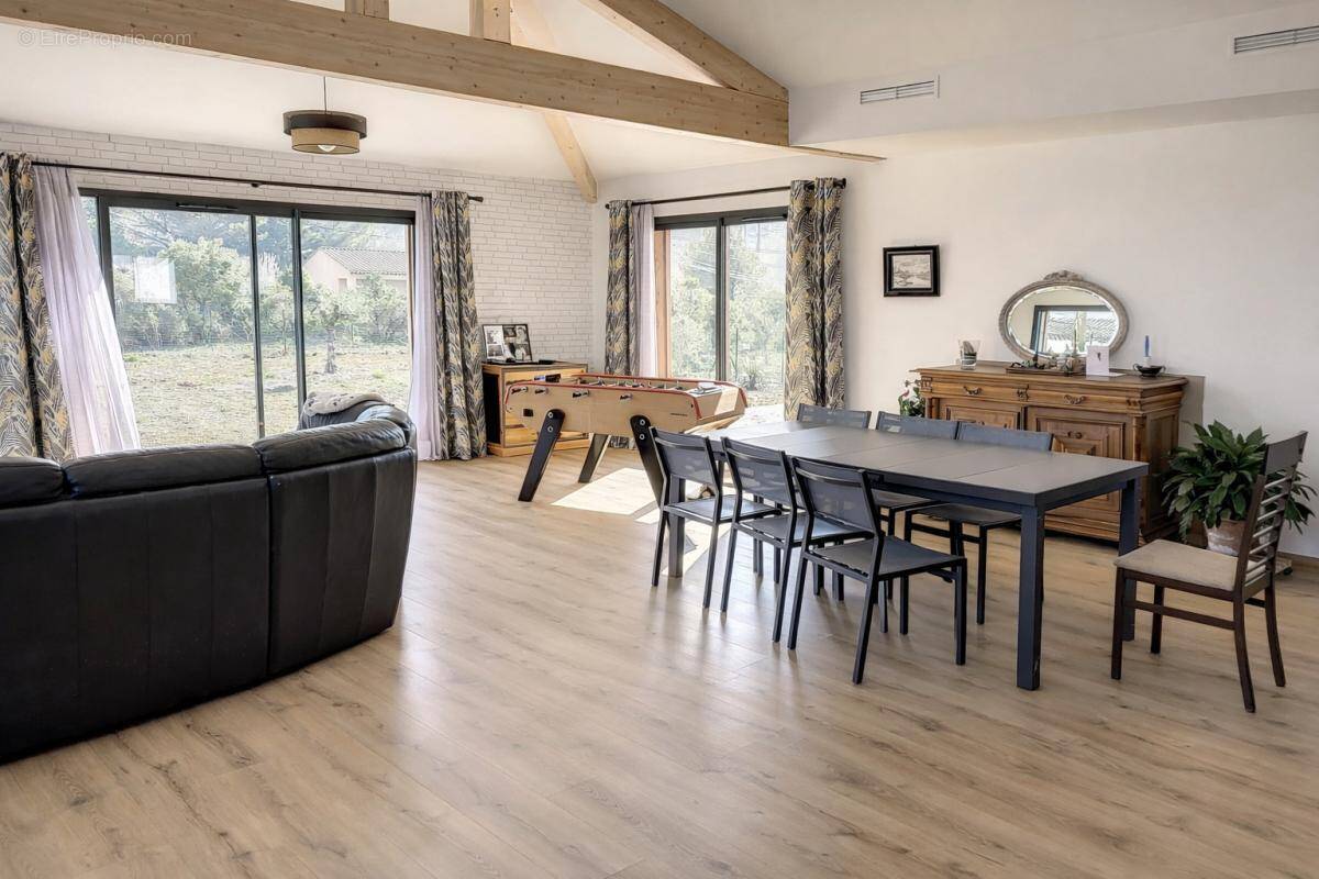 Maison à PLAN-D'AUPS-SAINTE-BAUME