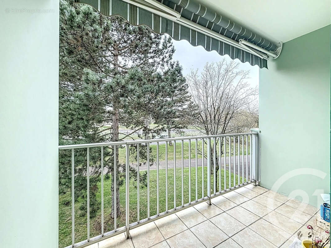 Appartement à QUETIGNY