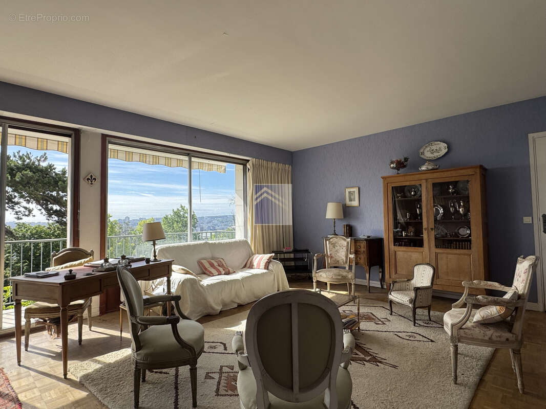Appartement à SAINT-CLOUD