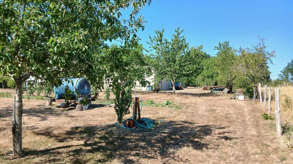 Maison à SAINT-CLAUD