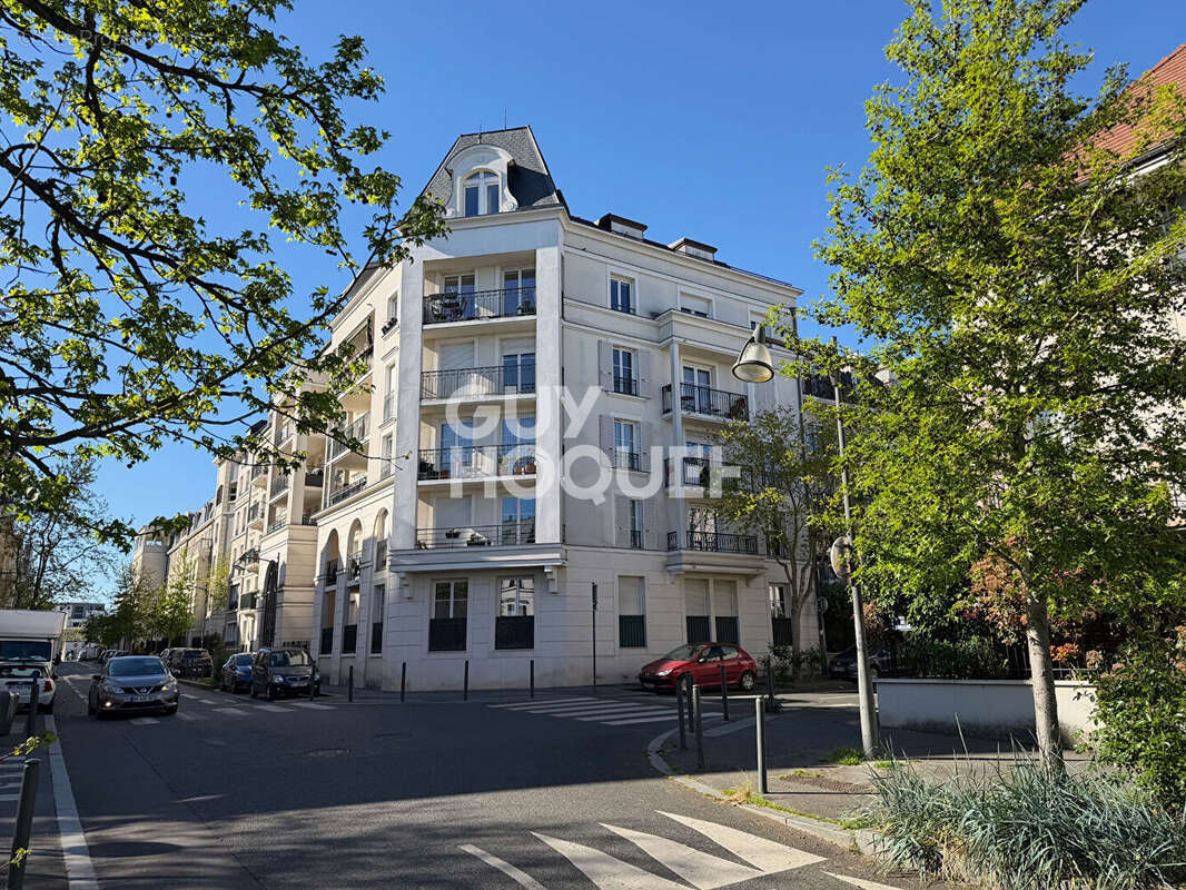 Appartement à LE PERREUX-SUR-MARNE
