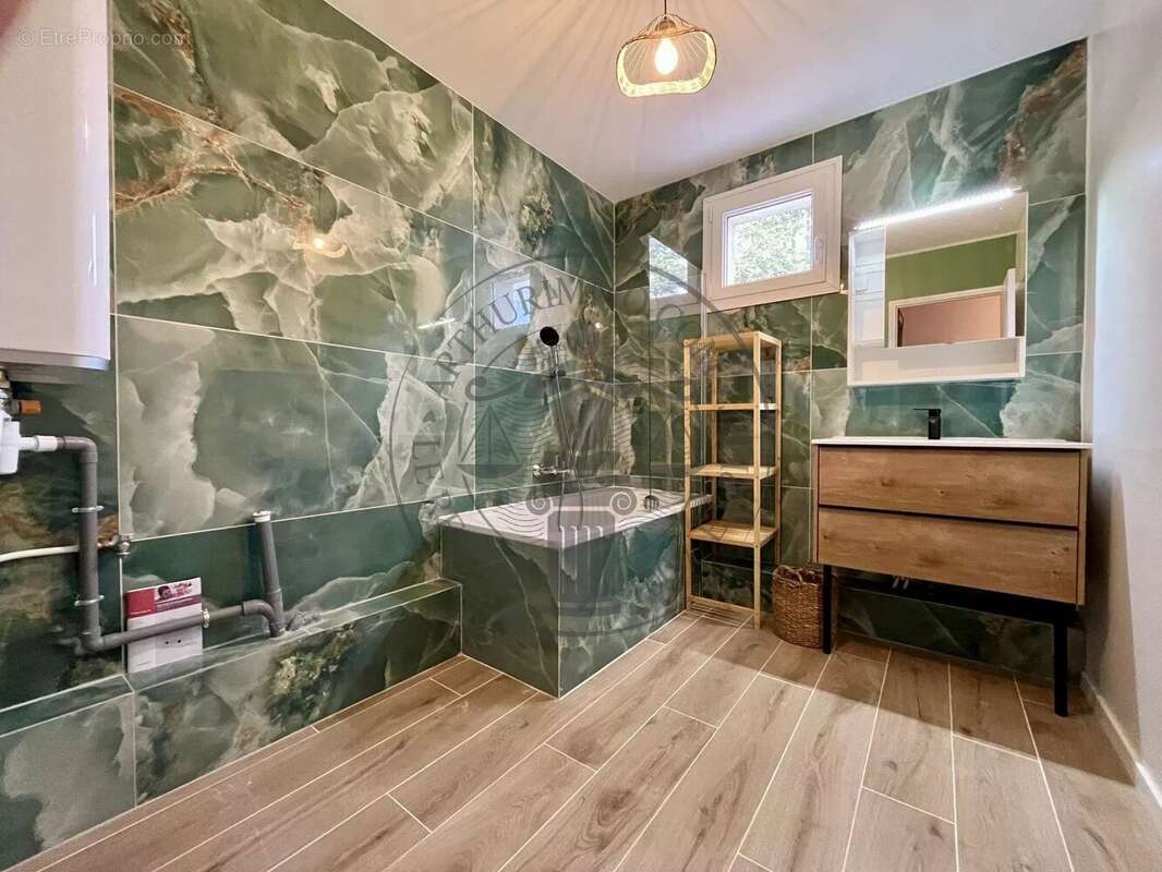 Appartement à SAINT-CHERON